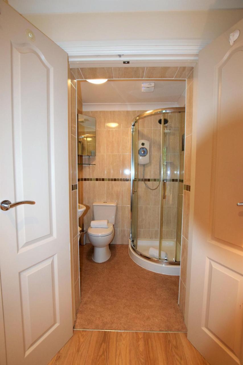 Meridian Way - Your Apartment Bristol Extérieur photo